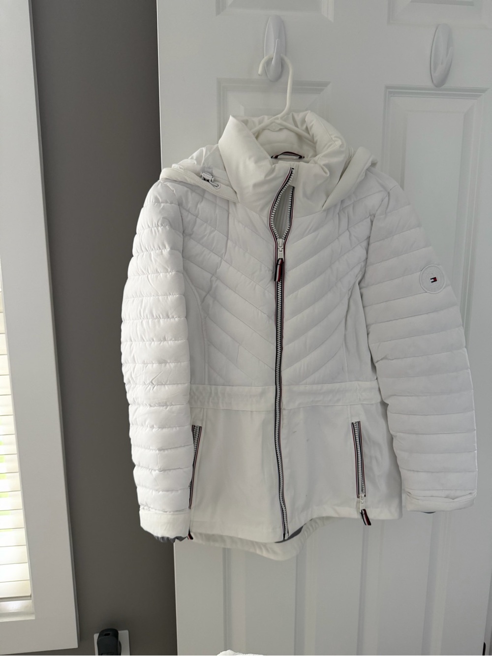 Tommy Hilfiger White Quilted Hooded Puffer Coat